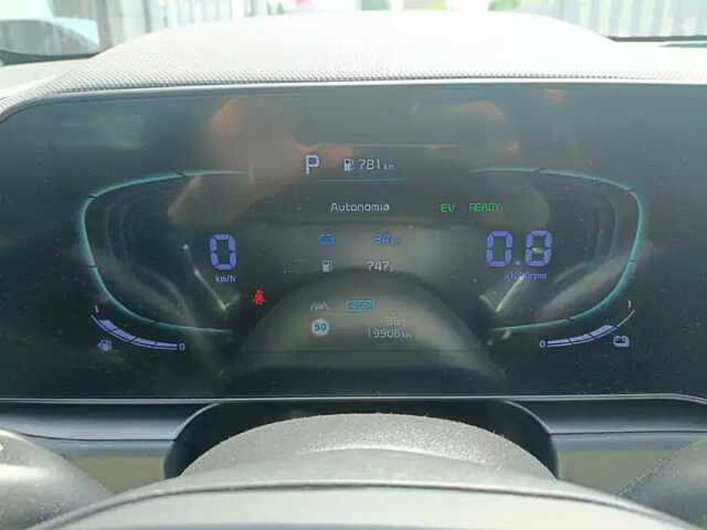 Kia Niro usata a Milano (17)