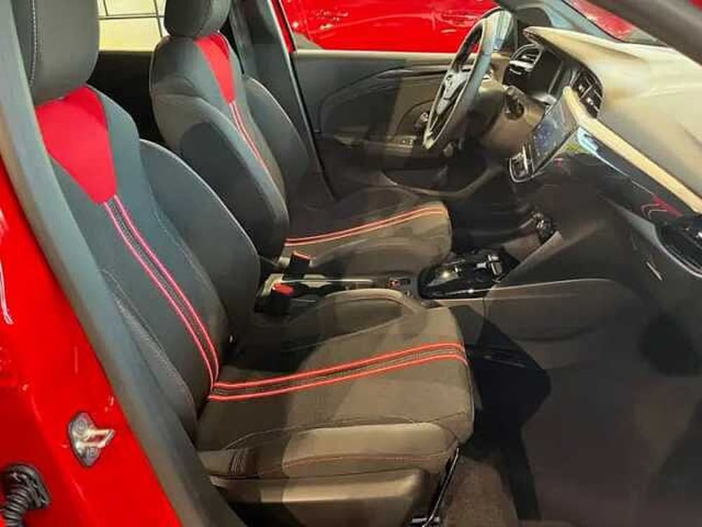 Opel Corsa nuova a Milano (10)