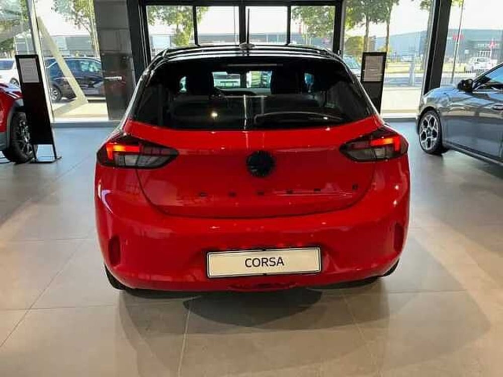 Opel Corsa nuova a Milano (6)