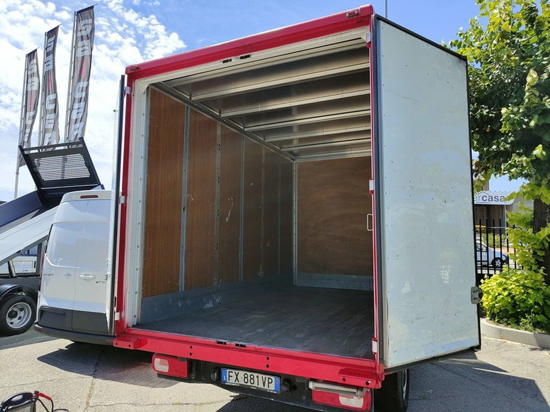 Volkswagen Veicoli Commerciali Crafter usata a Torino (10)