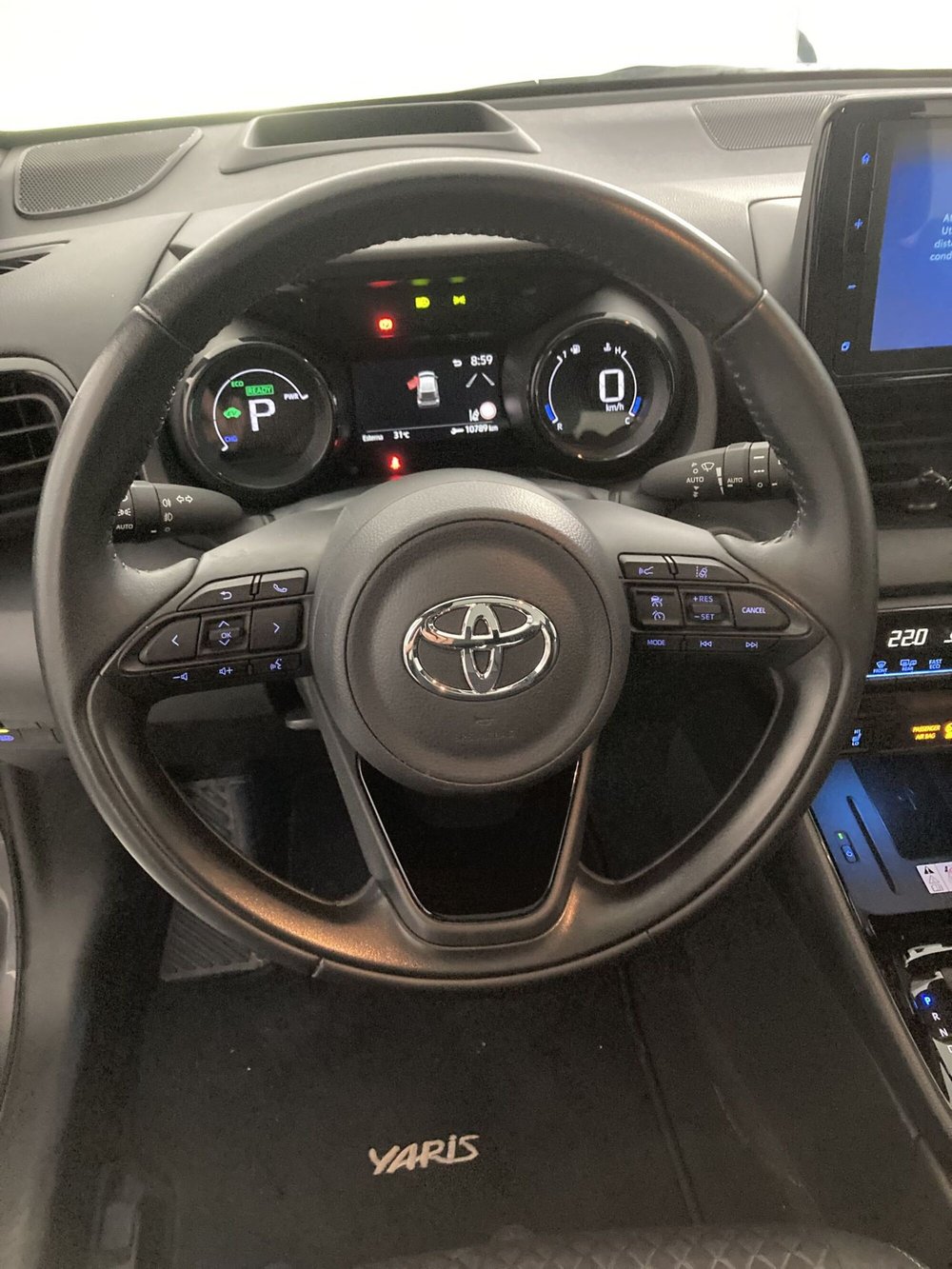 Toyota Yaris usata a Barletta-Andria-Trani (11)