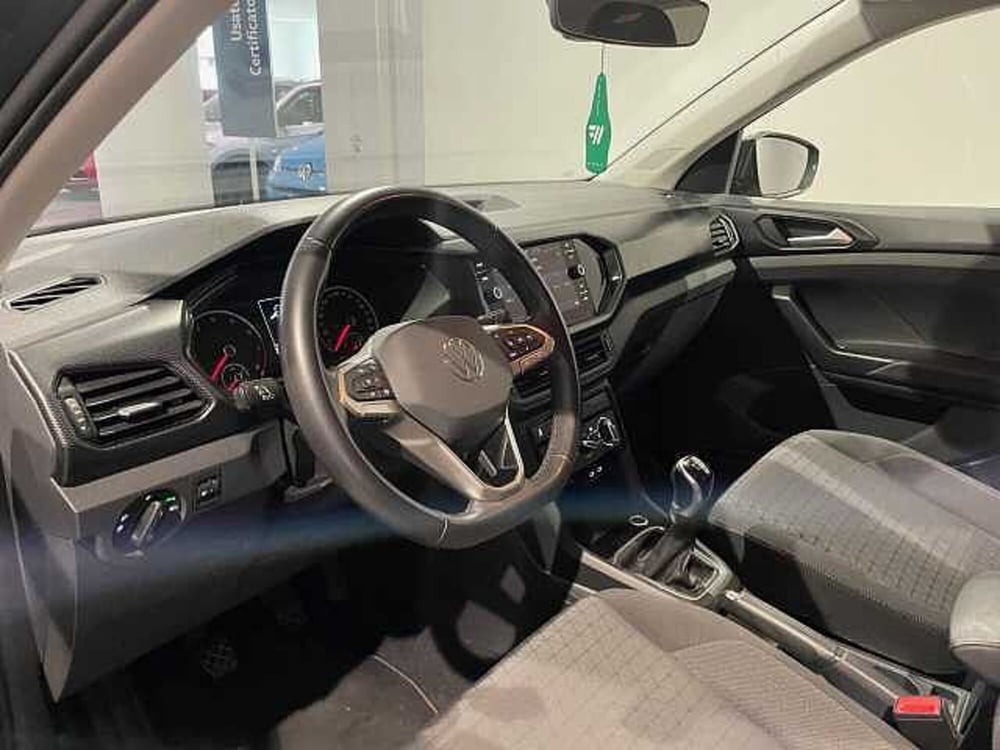 Volkswagen T-Cross usata a Genova (8)