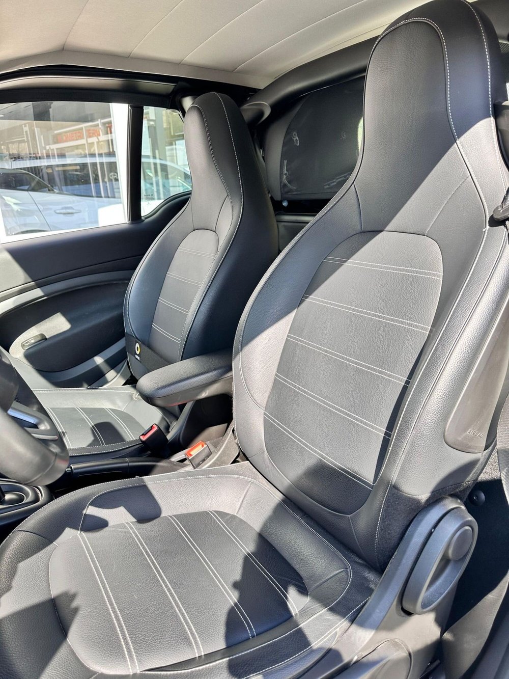 smart Fortwo Cabrio usata a Imperia (10)