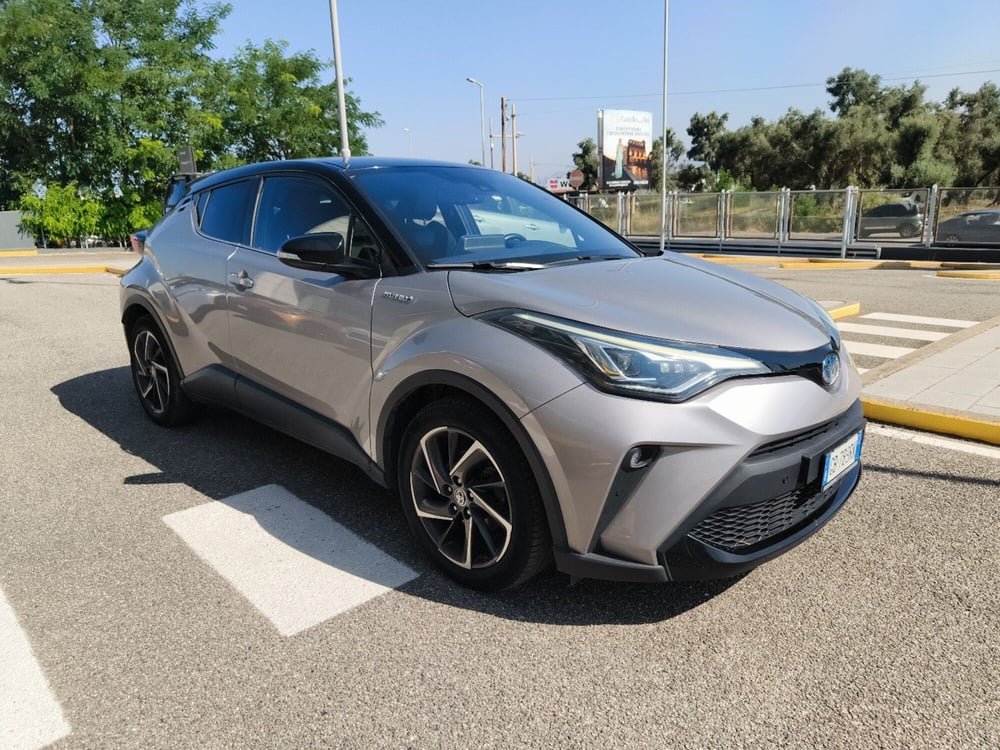 Toyota Toyota C-HR usata a Reggio Calabria (7)