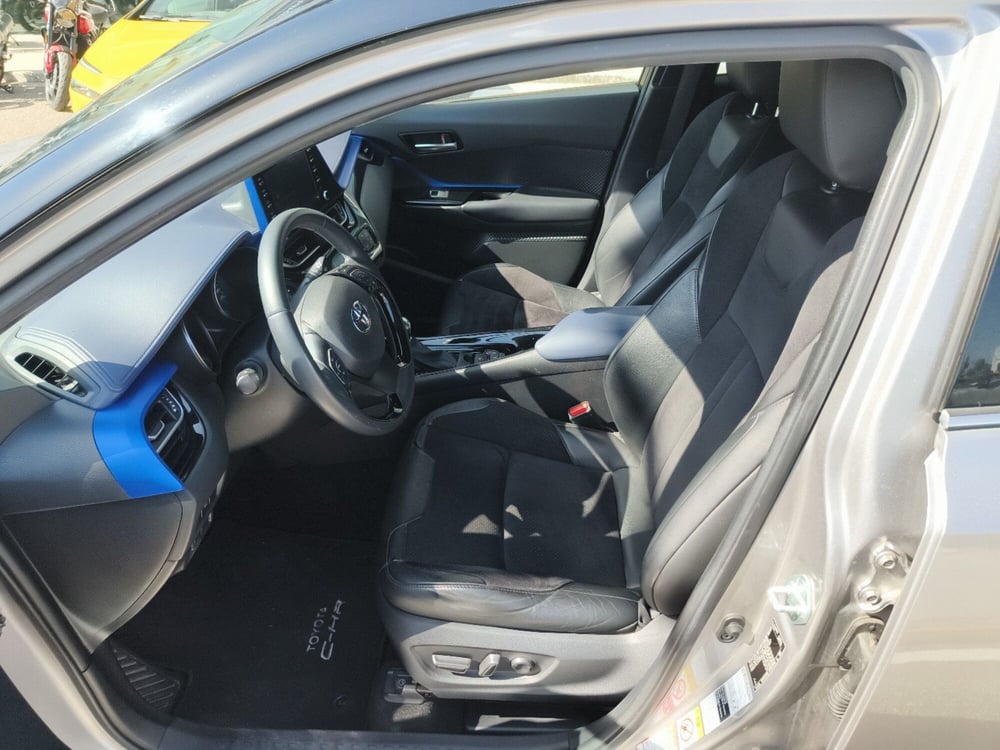 Toyota Toyota C-HR usata a Reggio Calabria (9)