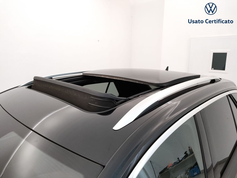 Volkswagen T-Roc usata a Varese (9)