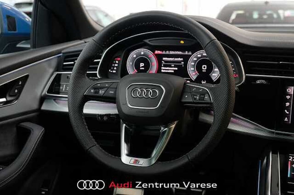 Audi Q8 nuova a Varese (9)