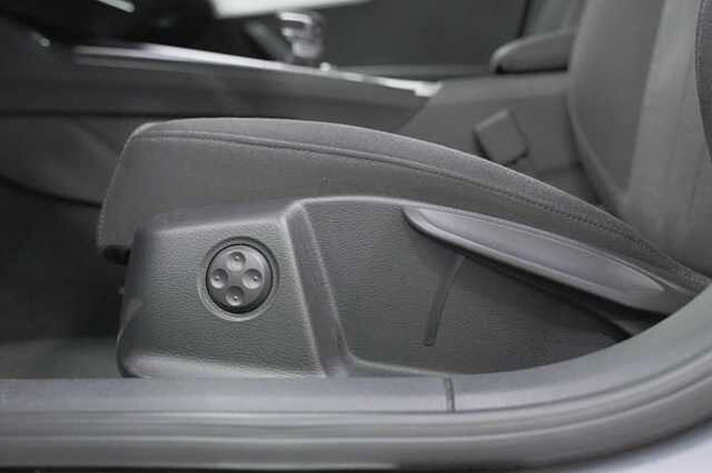 Audi A4 Avant usata a Como (18)