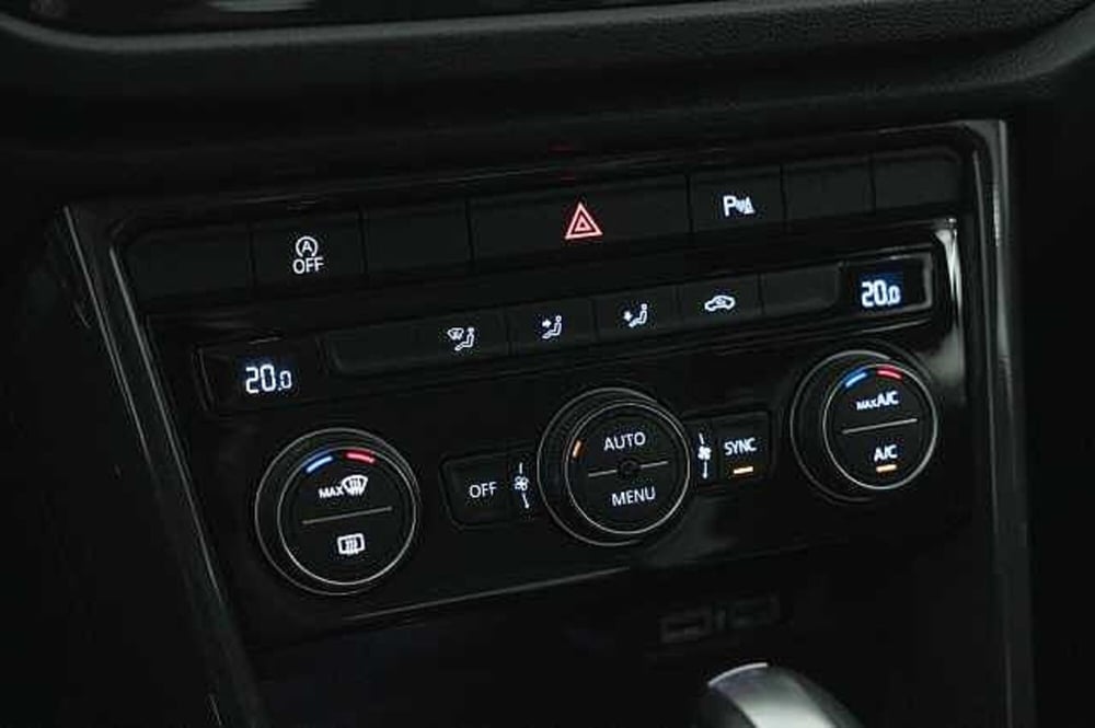 Volkswagen T-Roc usata a Como (18)