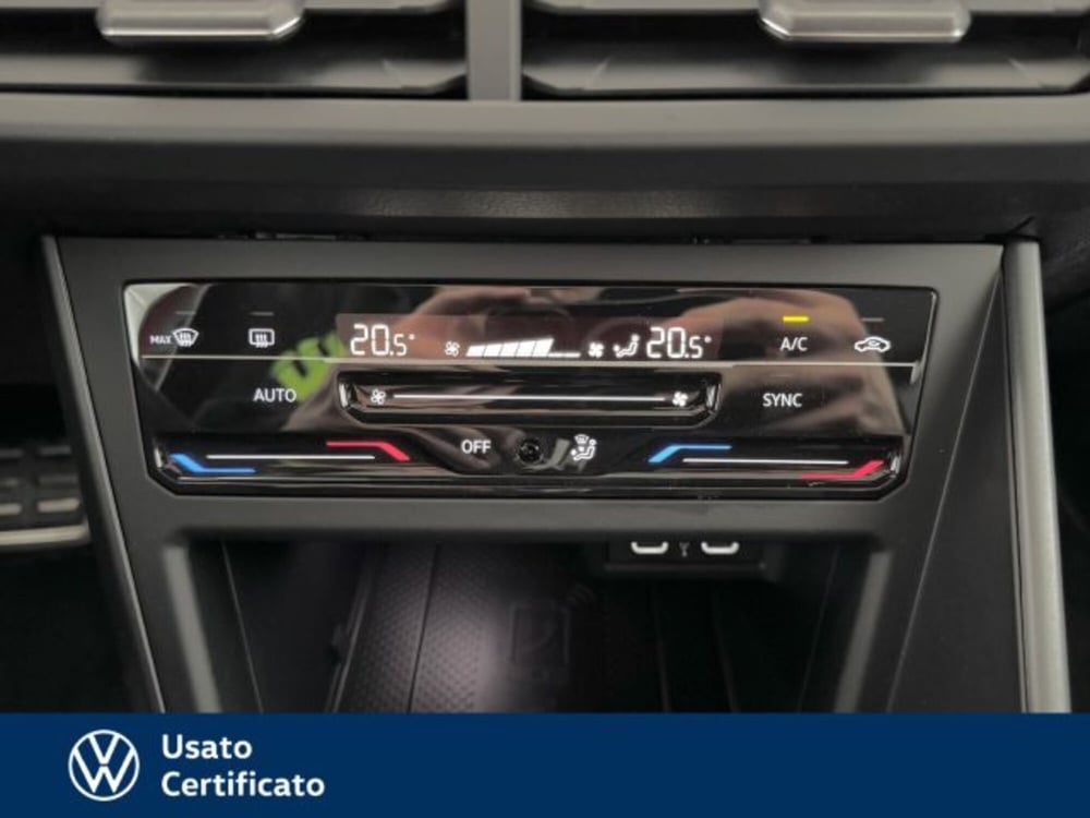 Volkswagen Taigo nuova a Vicenza (17)