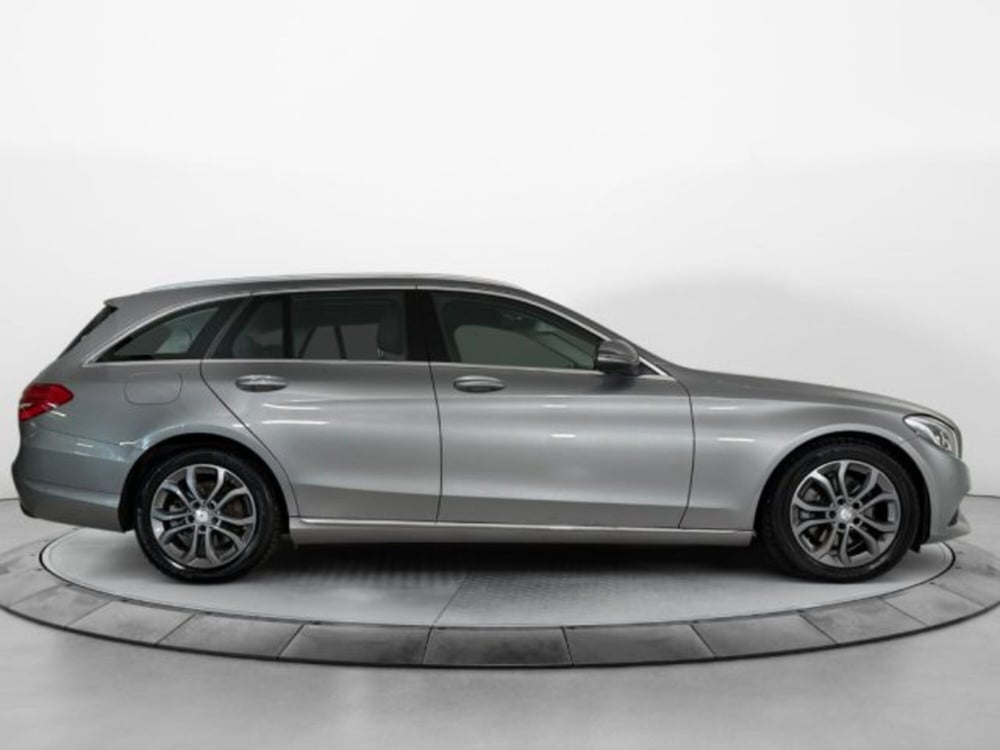 Mercedes-Benz CLS Shooting Brake usata a Modena (4)