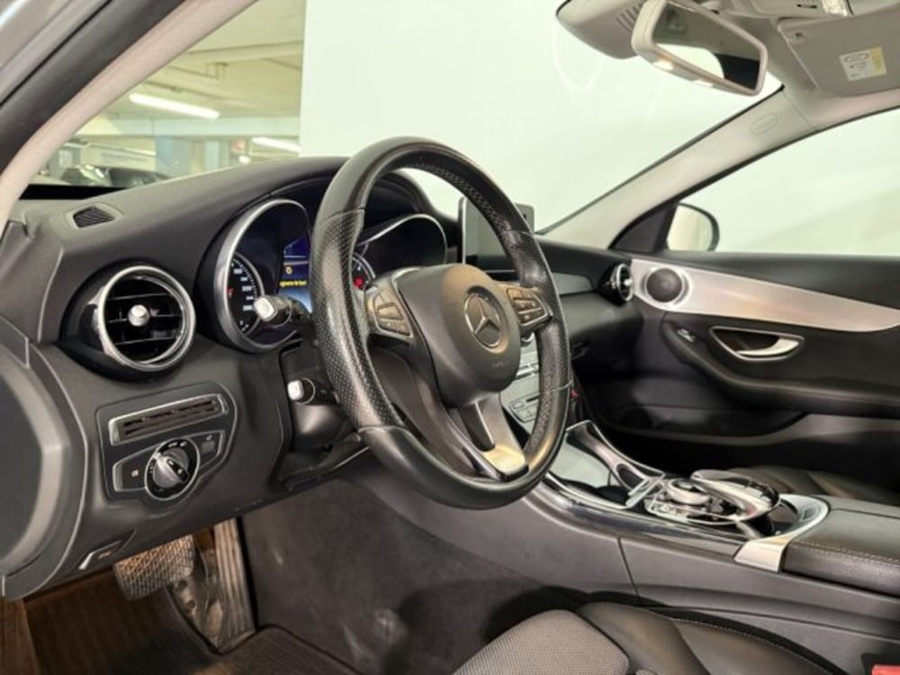 Mercedes-Benz CLS Shooting Brake usata a Modena (6)