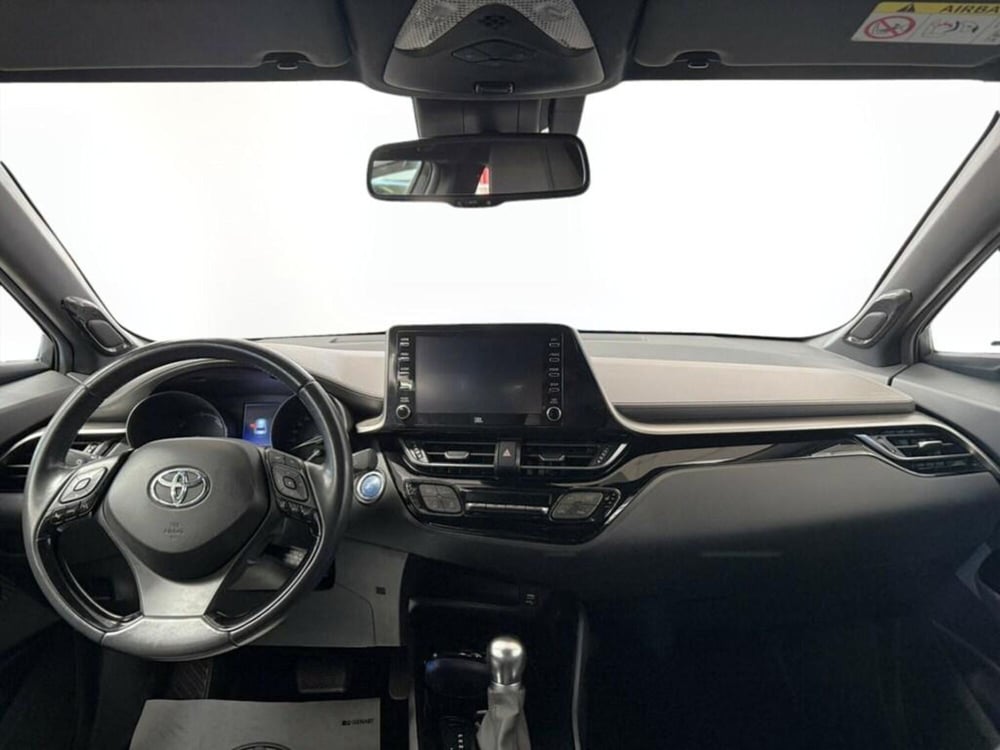 Toyota Toyota C-HR usata a Monza e Brianza (9)