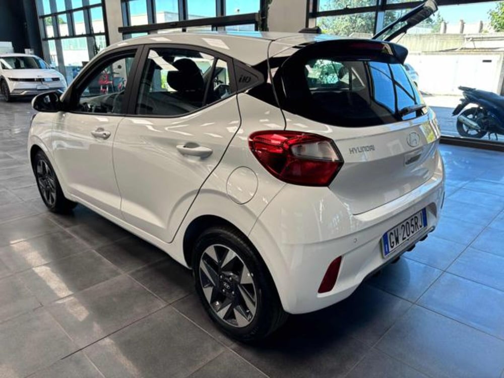 Hyundai i10 nuova a Pesaro-Urbino (3)