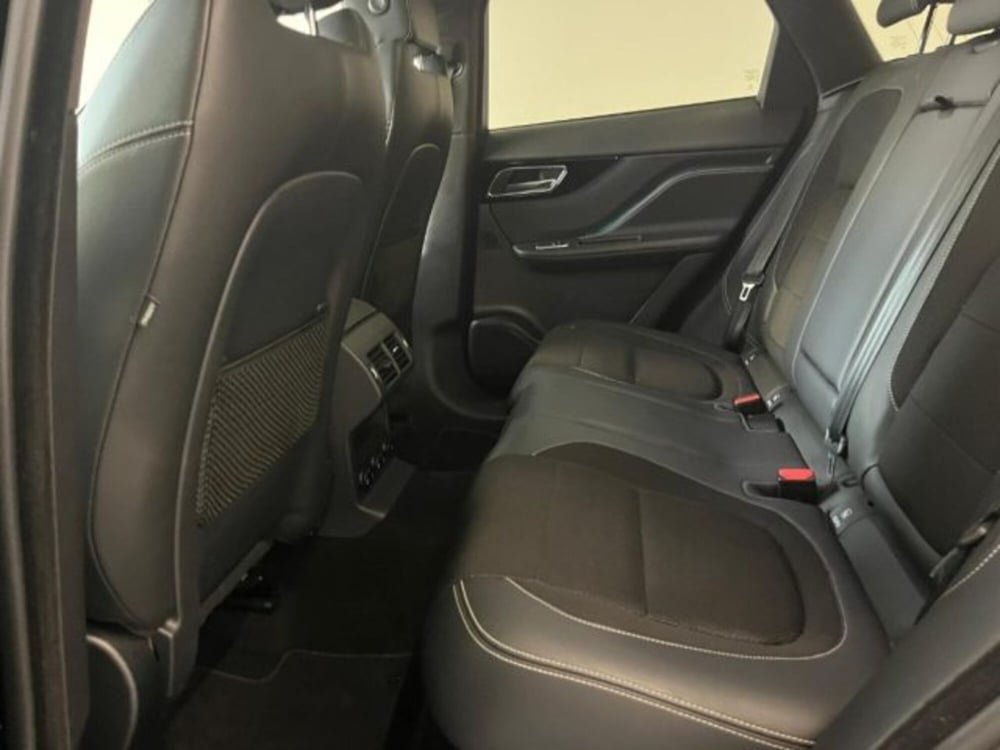 Jaguar F-Pace usata a Trapani (11)