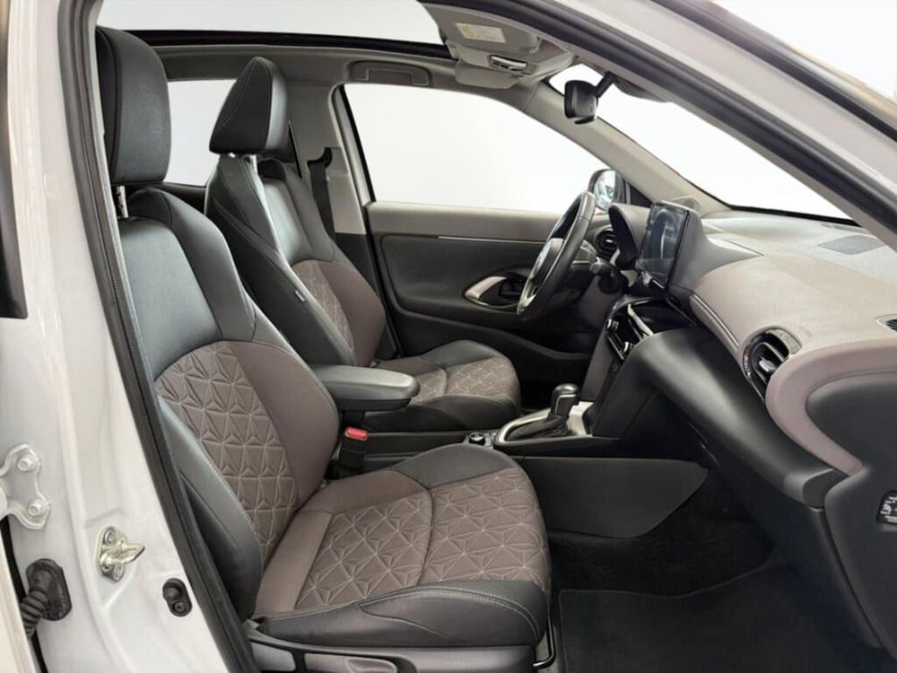 Toyota Yaris Cross usata a Monza e Brianza (9)
