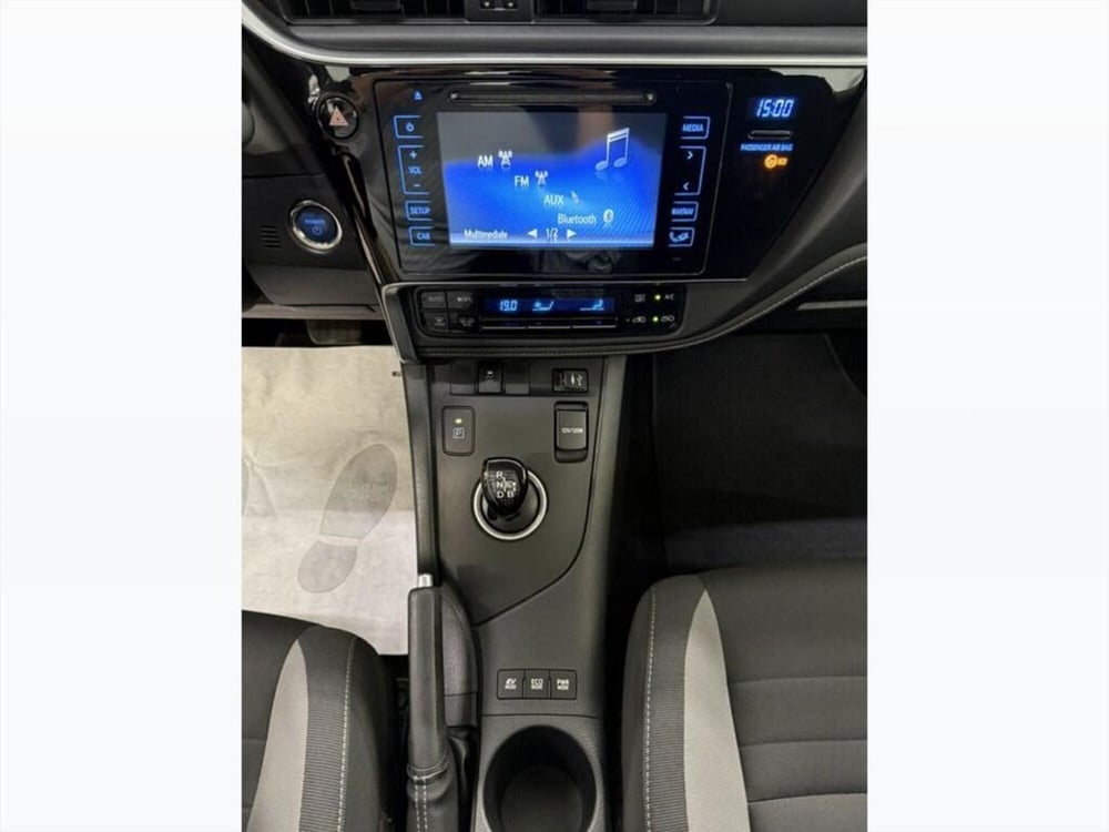 Toyota Corolla Touring Sports usata a Monza e Brianza (12)