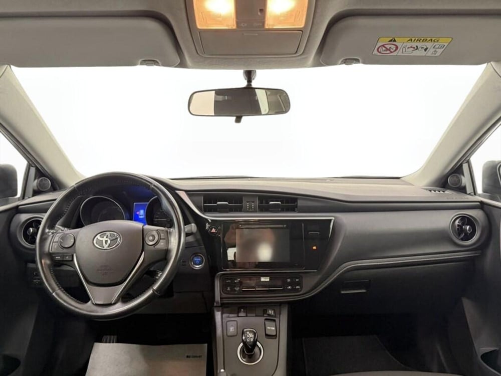 Toyota Corolla Touring Sports usata a Monza e Brianza (8)