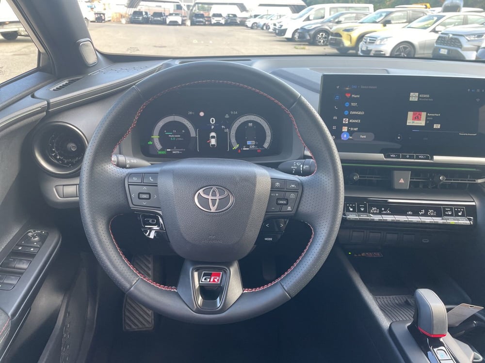 Toyota Toyota C-HR usata a Piacenza (12)