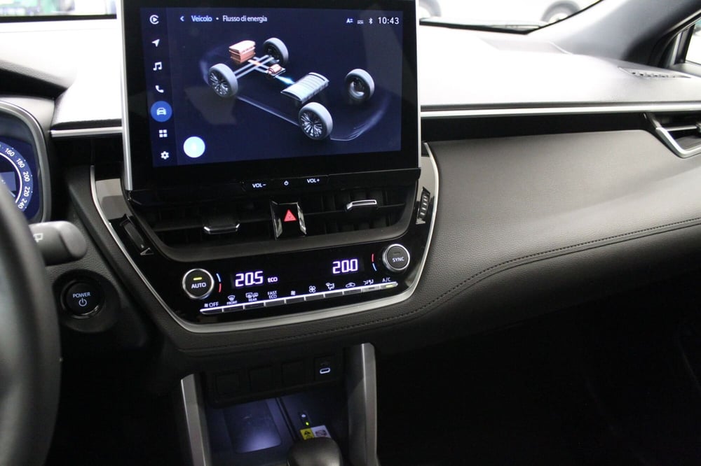 Toyota Corolla Cross Hybrid usata a Trento (12)