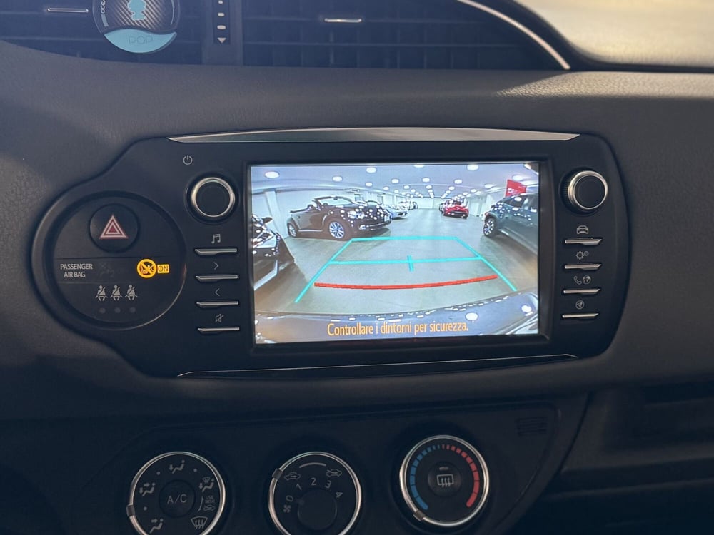Toyota Yaris usata a Brescia (11)