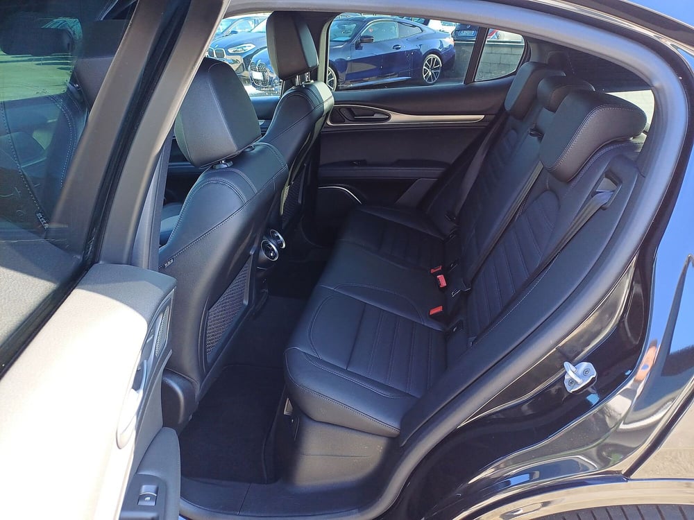 Alfa Romeo Stelvio usata  (7)