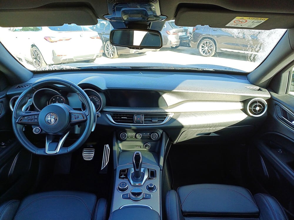 Alfa Romeo Stelvio usata  (8)