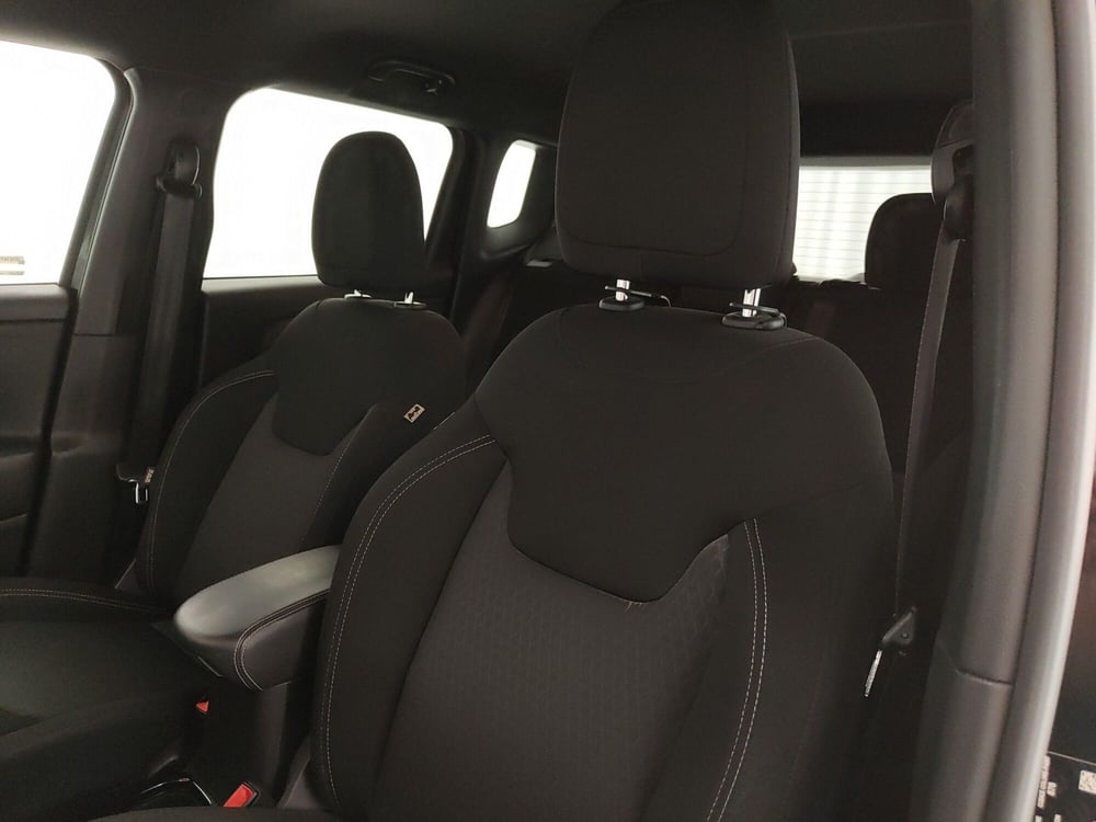 Jeep Renegade usata a Caserta (17)