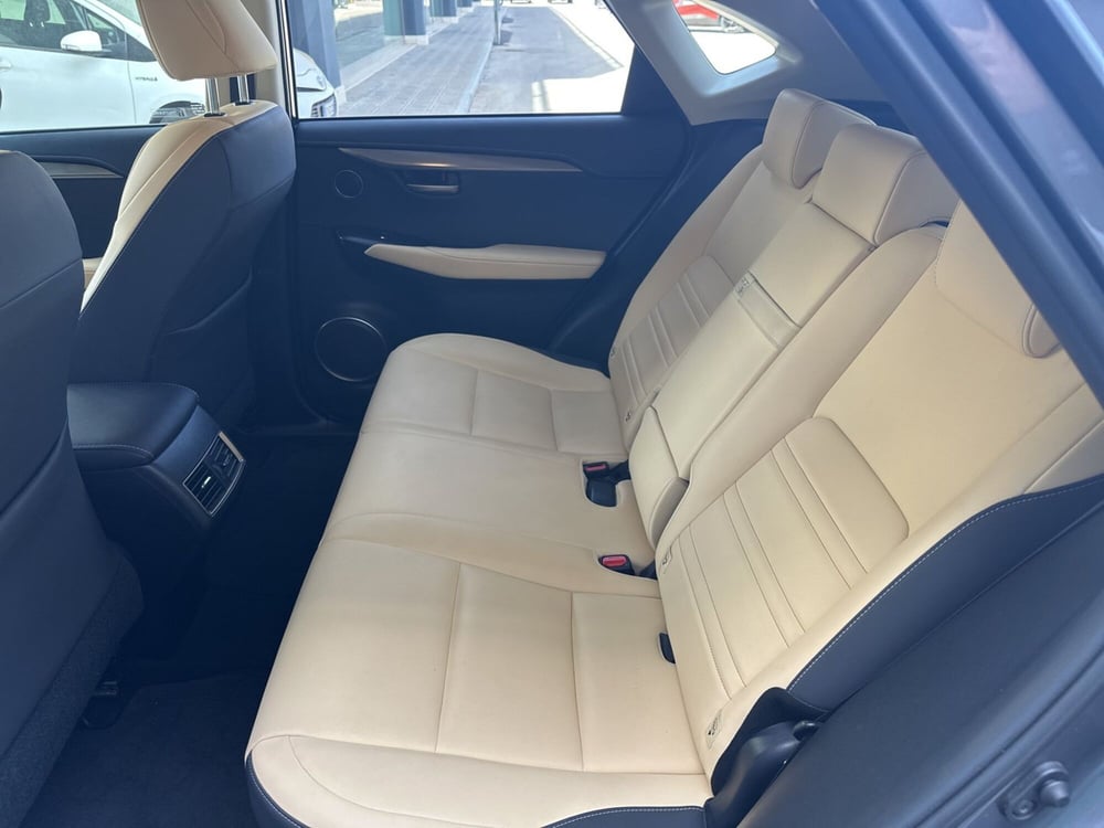 Lexus NX usata a Siracusa (7)