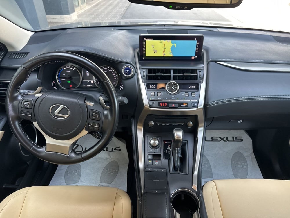 Lexus NX usata a Siracusa (9)