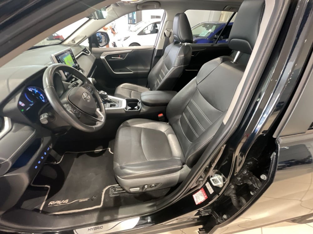 Toyota Rav4 usata a Catania (16)