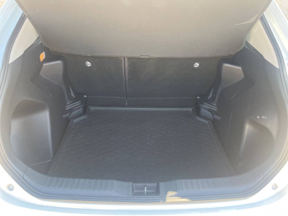 Toyota Yaris Cross usata a Ragusa (7)