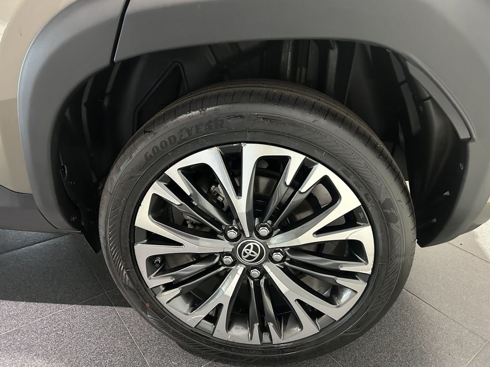 Toyota Yaris Cross usata a Milano (15)