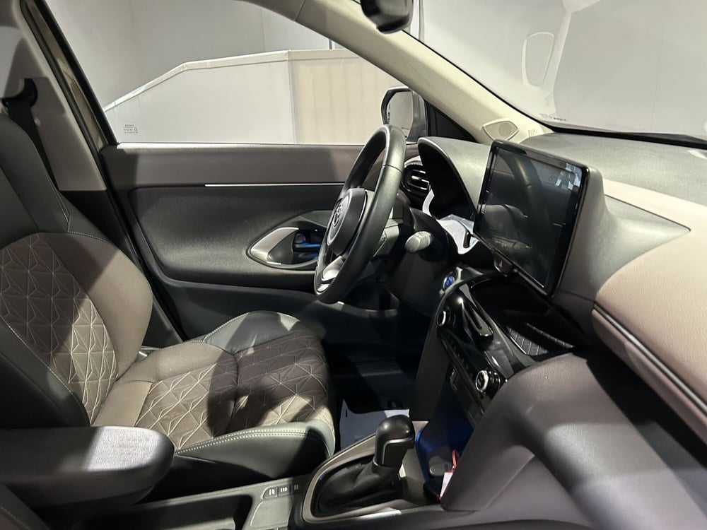Toyota Yaris Cross usata a Milano (7)
