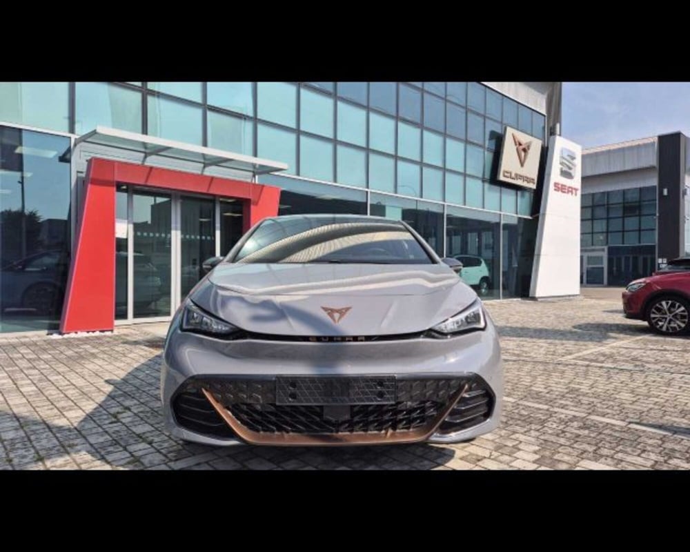 Cupra Born nuova a Bologna