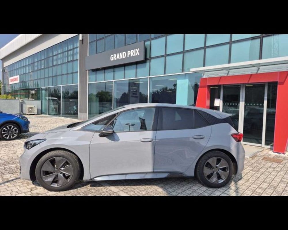 Cupra Born nuova a Bologna (3)