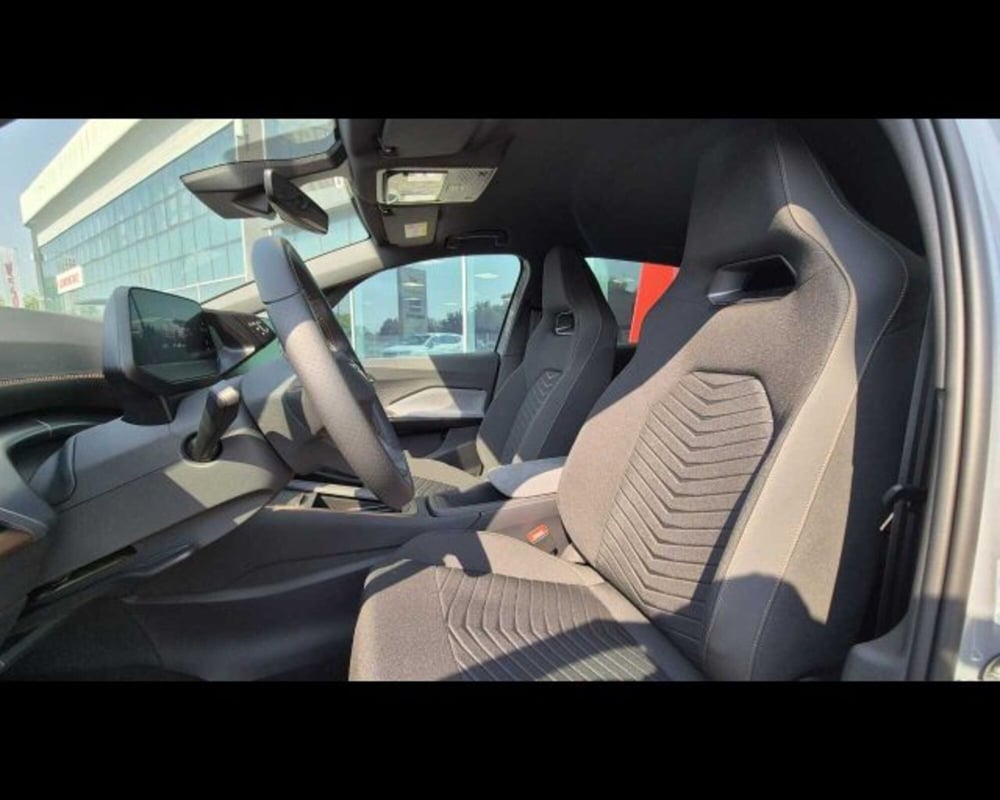 Cupra Born nuova a Bologna (9)