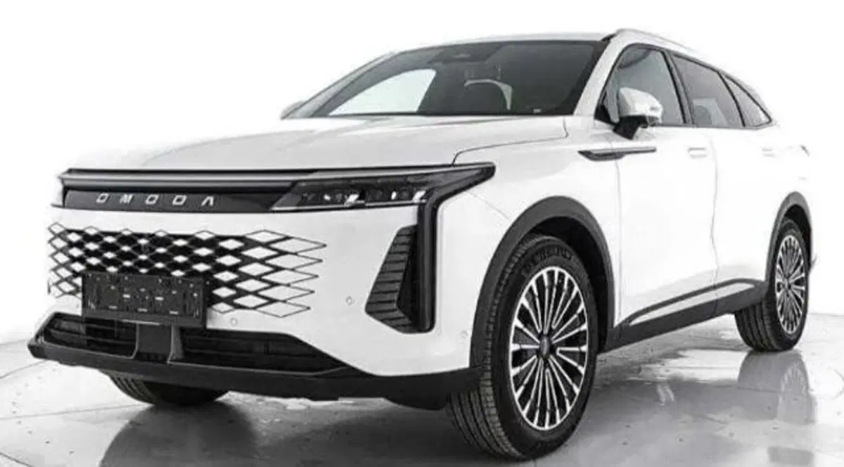 Omoda Omoda 9 SHS-P nuova a Bologna (3)