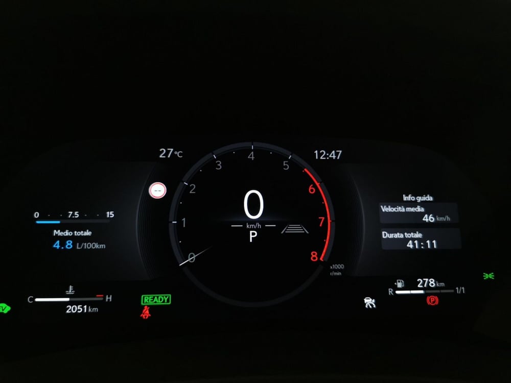 Lexus LBX usata a Roma (15)