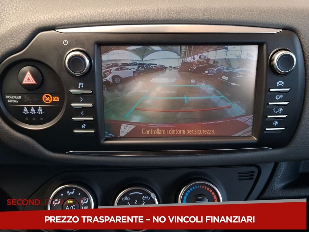 Toyota Yaris usata a Roma (13)