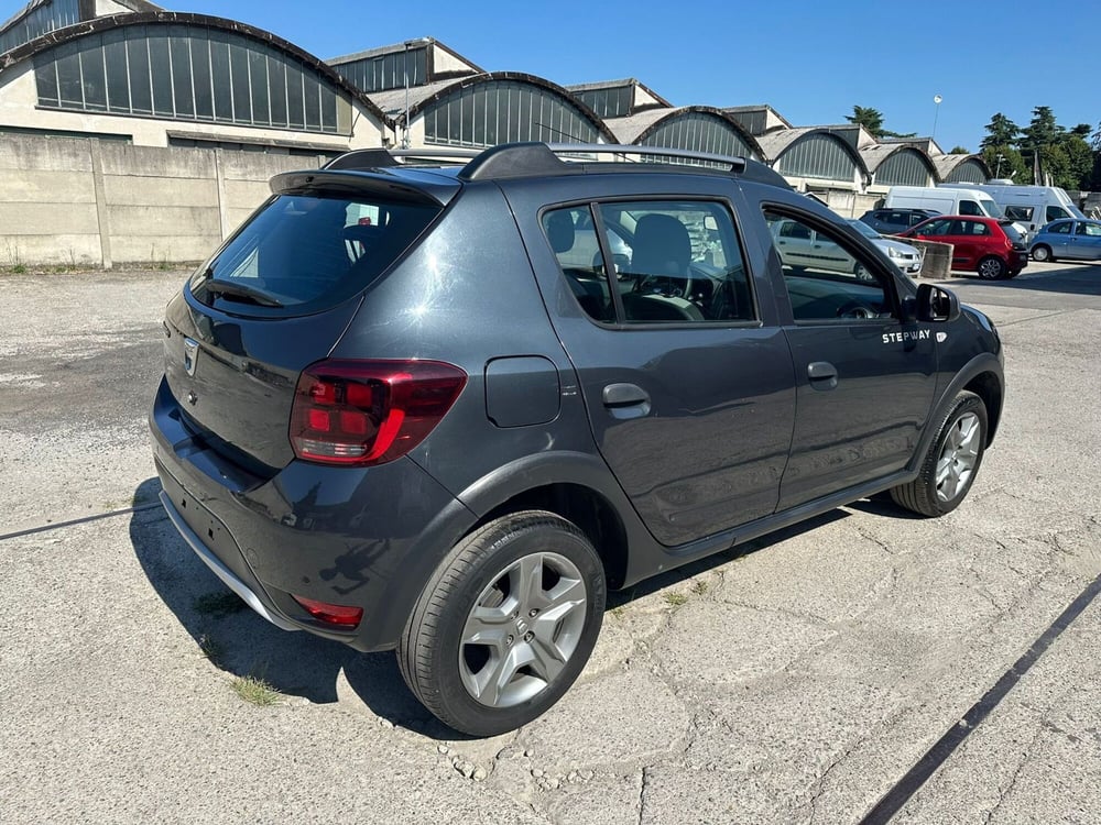 Dacia Sandero usata a Monza e Brianza (5)