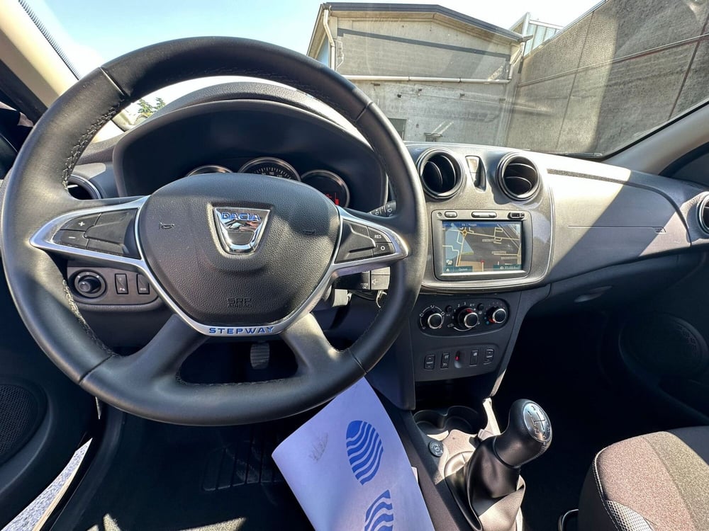 Dacia Sandero usata a Monza e Brianza (9)