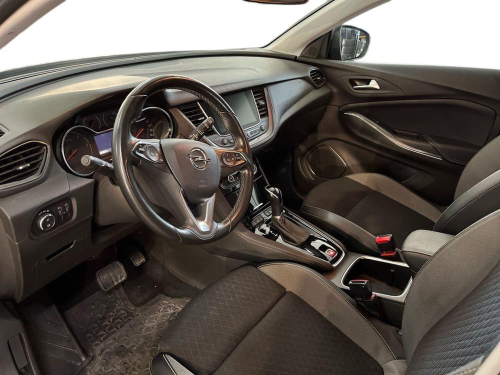 Opel Grandland X usata a Bari (10)