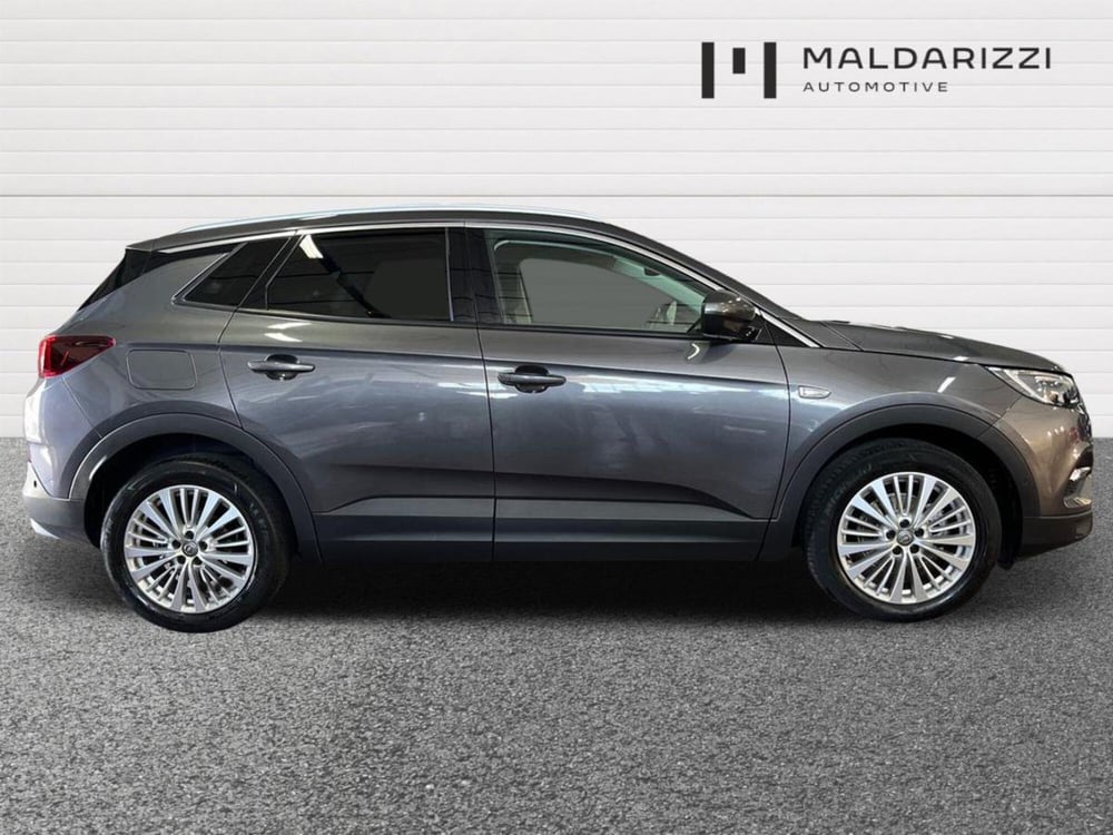 Opel Grandland X usata a Bari (5)