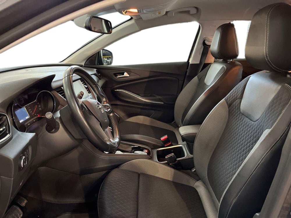 Opel Grandland X usata a Bari (7)