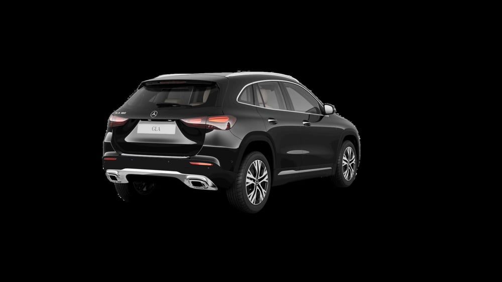 Mercedes-Benz GLA SUV nuova a Milano (3)