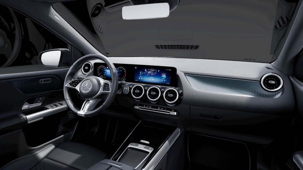 Mercedes-Benz Classe B nuova a Milano (5)