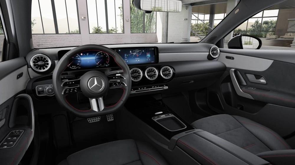 Mercedes-Benz Classe A nuova a Milano (8)