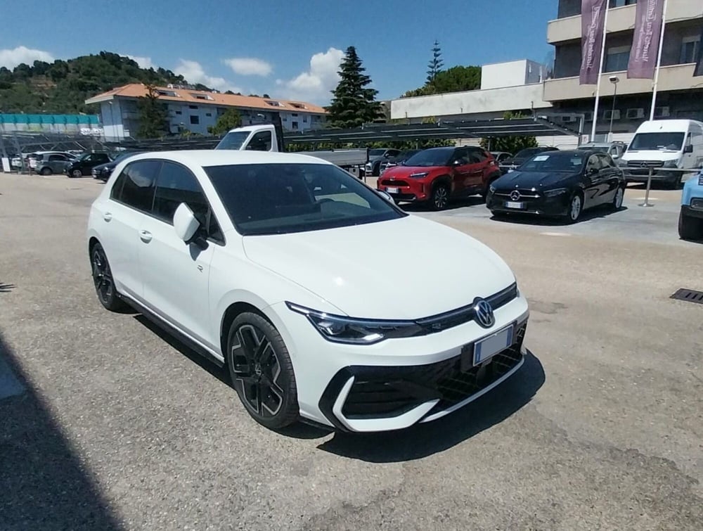 Volkswagen Golf nuova a Pescara