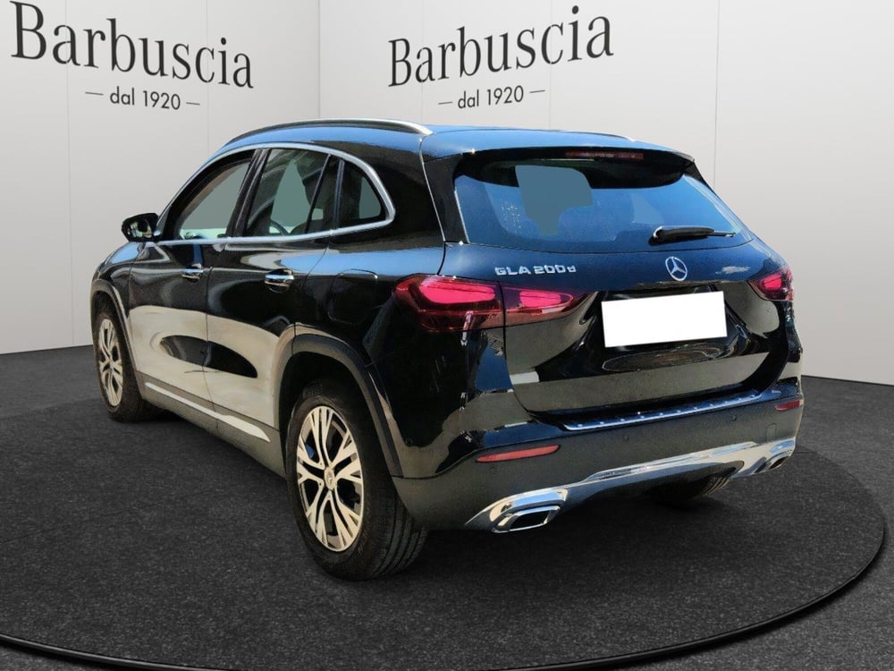 Mercedes-Benz GLA SUV usata a Pescara (4)